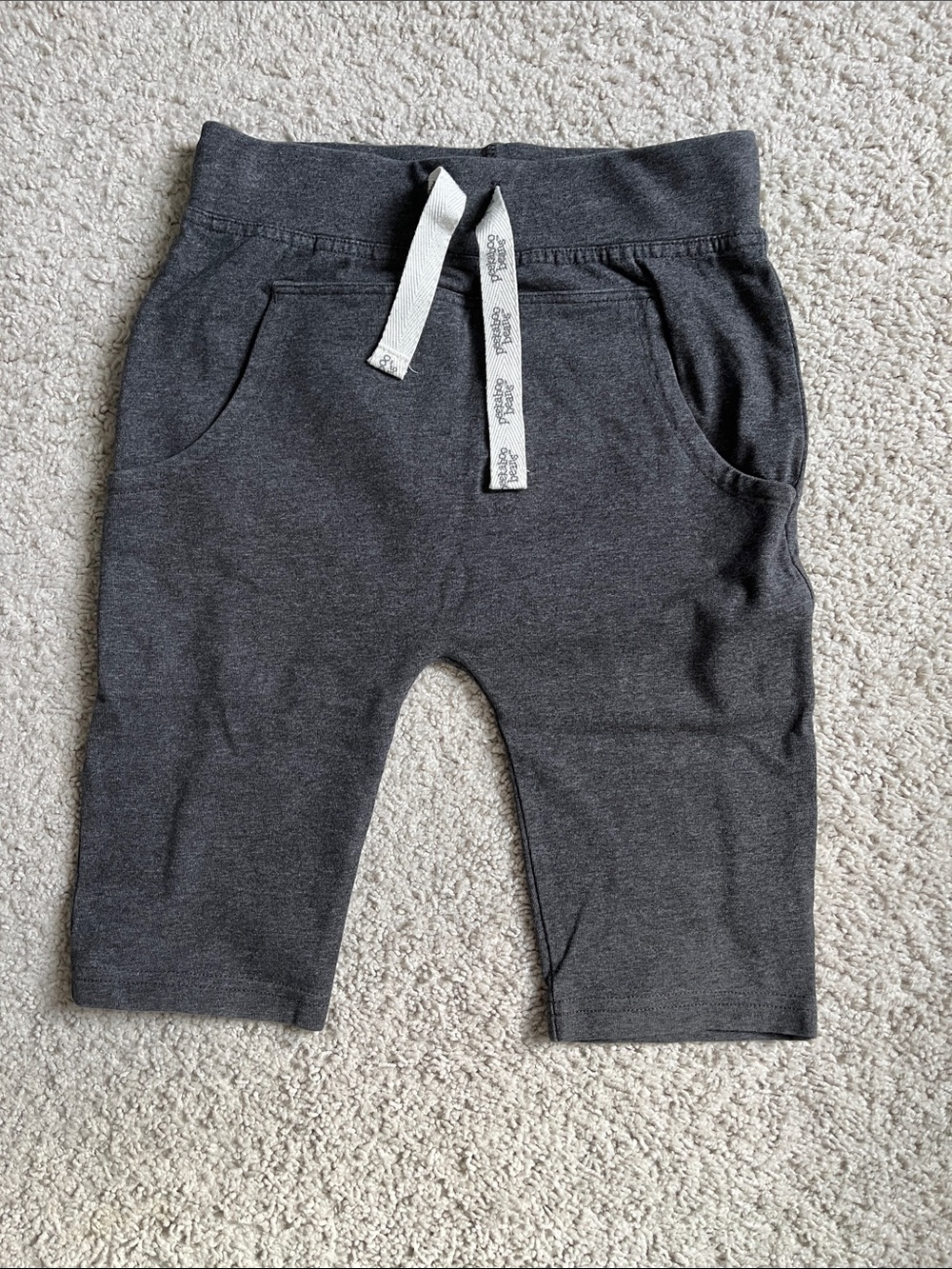 Peekaboo Beans long shorts in excellent condition.